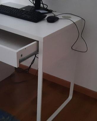 Scrivania Ikea