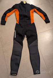 Muta, calzari, giubbotto per Deriva Tribord. 