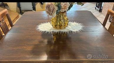 Tavolo da pranzo allungabile con 4 sedie