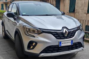 Capture plug in hybrid e-tech 160 cv  