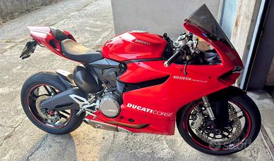 Ducati Panigale 899