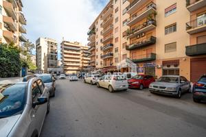Locale Commerciale C/1 Zona Motel Agip