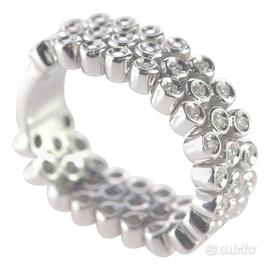 Anello 750 con diamanti