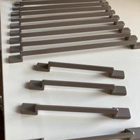 Maniglie cucina lube nuove passo 16 e 32