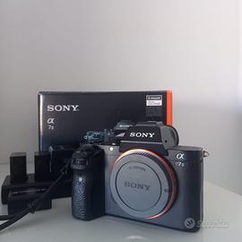 Sony a7II + battery grip