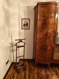 appendiabiti servo muto 