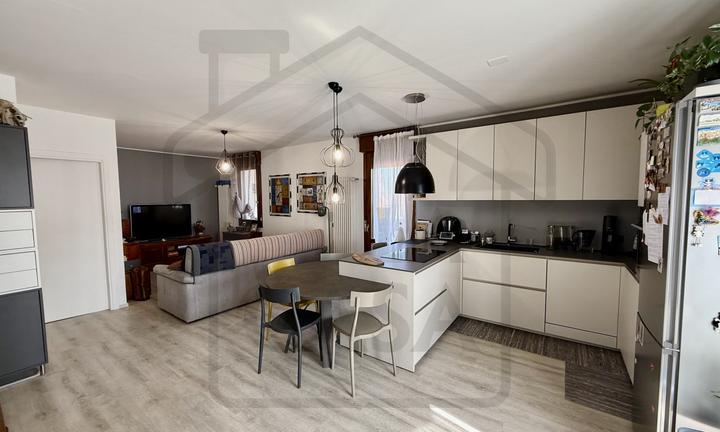 APPARTAMENTO QUADRILOCALE