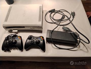 Xbox 360 + volante e pedaliera Ferrari 458