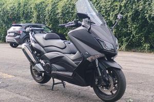 YAMAHA T Max 530