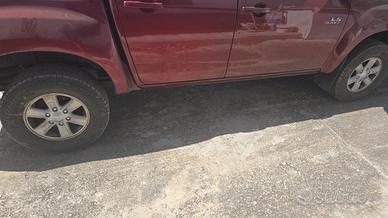 PICKUP ISUZU DMAX GANCIO TRAINO