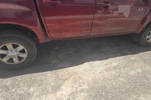 PICKUP ISUZU DMAX GANCIO TRAINO