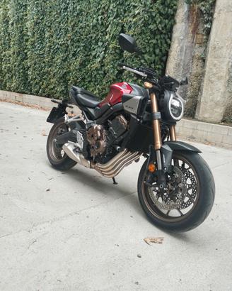 HONDA CB650R E-CLUTCH