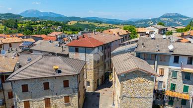 3 LOCALI A VILLA MINOZZO