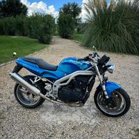 Triumph speed triple 955