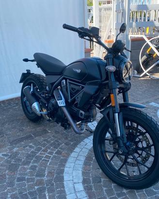 Ducati Scrambler 800 Icon Dark - 2026