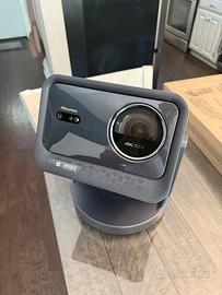 Proiettore Hisense C2 Ultra 4K con tre laser