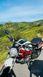 Ducati monster 796