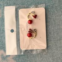 Orecchini di fiori di perla rosso