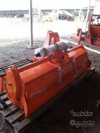 Fresa Nuova Cosmo UH-84, 455Kg larghezza 210