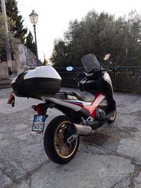 Honda Integra 750S