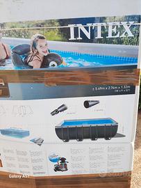 Piscina fuori terra intex xtr 