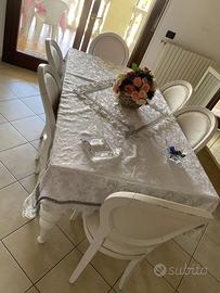 Tavolo e 6 sedie