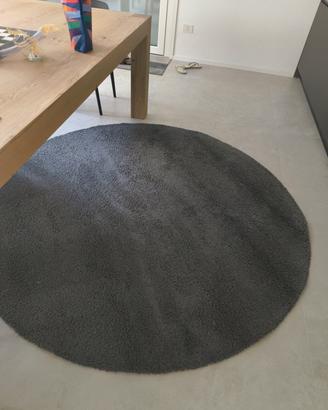 tappeto IKEA grigio rotondo