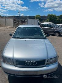 Audi A4 (8D) Anno 1996 | SOLO PER RICAMBI