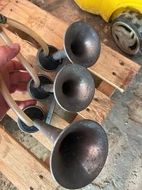 Tromba d'aria elettrica (clacson). n. 3 trombe
