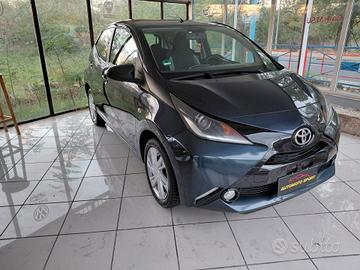 Toyota Aygo 1.0 VVT-i 69 CV 5 porte x-play