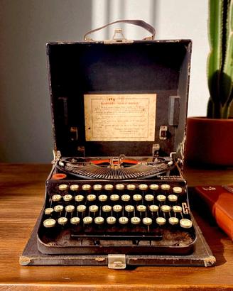 Macchina da scrivere  Remington Portable Vintage 