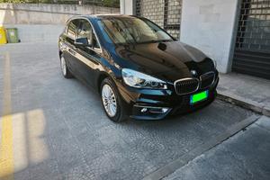BMW 218d versione Luxury 