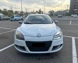 RENAULT Mégane Sportour 1.5 DCI - 2012