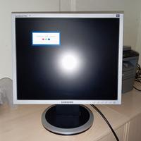 Schermo/Monitor Samsung Syncmaster 940N 19'
