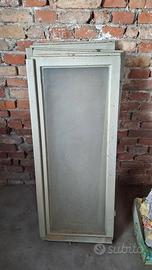 porte e finestre antiche con vetro