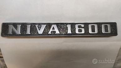 Scritta targhetta vintage Niva 1600