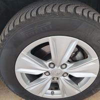 Treno gomme invernali 215/60/17 complete di cerchi