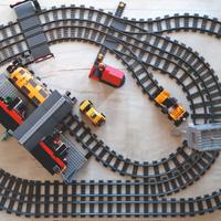 Plastico Ferroviario LEGO Stazione + Treno