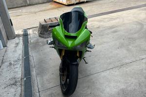 Kawasaki ninja zx6r 636