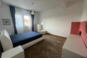 APPARTAMENTO 100 mq con balcone ed ascensore
