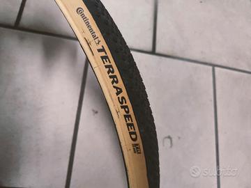 Coppia Continental terra speed 40 e 35