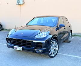 Porsche Cayenne 3.0 250CV Platinum Edition 2017