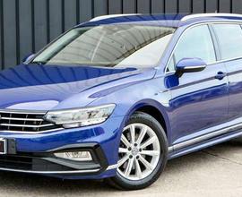 Volkswagen Passat Variant 2.0 tdi R Line 150cv dsg