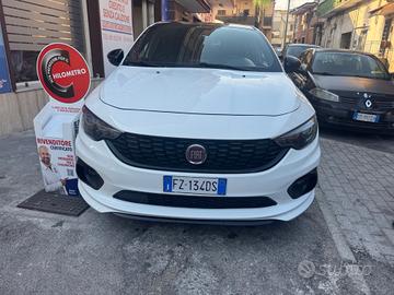 Fiat Tipo 1.6 Mjt S&S DCT 5 porte Sport