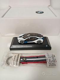 Box Ufficiale BMW i8 Vision 1:43 + portachiavi
