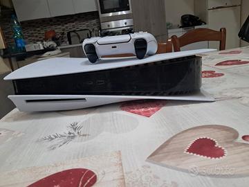  ps5 più un controller e giochi 