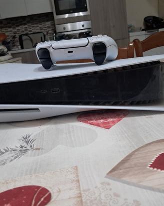  ps5 più un controller e giochi 