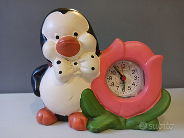 Orologio sveglia con pinguino