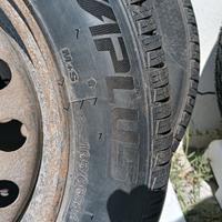 Gomme da neve invernali 165/65 R14