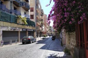 NEGOZIO A CASTELLAMMARE DI STABIA